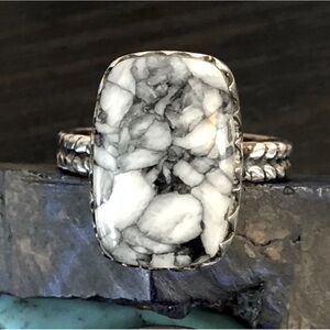 White Buffalo / White Turquoise Sterling Silver Ring with braided detail, sz 7.5